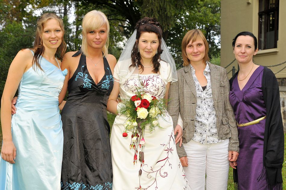 _DSC4796.JPG - Wer bekommt den Brautstrauß?